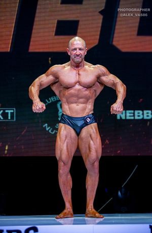 CLASSIC PHYSIQUE МАСТЕРА +40